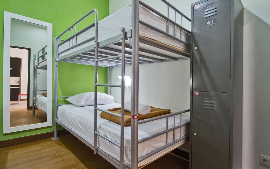Cx Hostel Kuta Raya 外观 照片