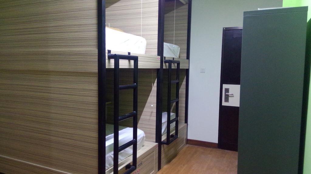 Cx Hostel Kuta Raya 客房 照片