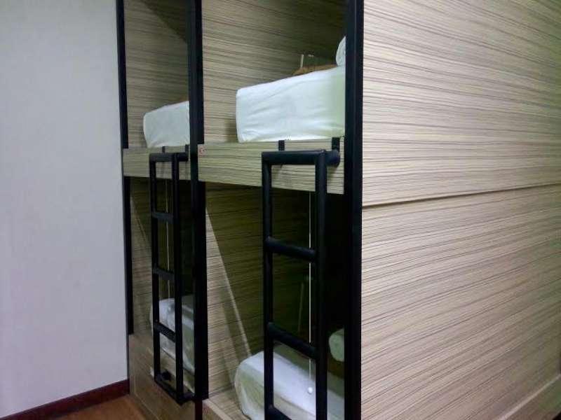 Cx Hostel Kuta Raya 外观 照片