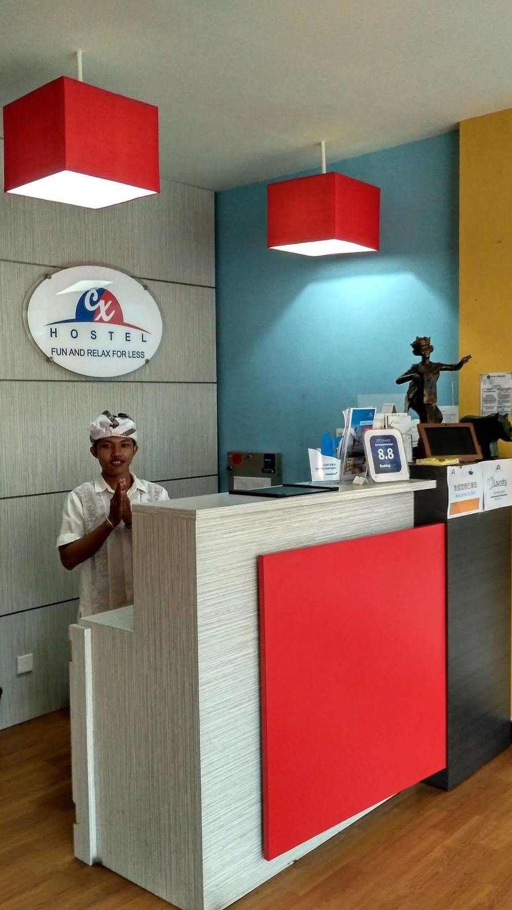 Cx Hostel Kuta Raya 外观 照片